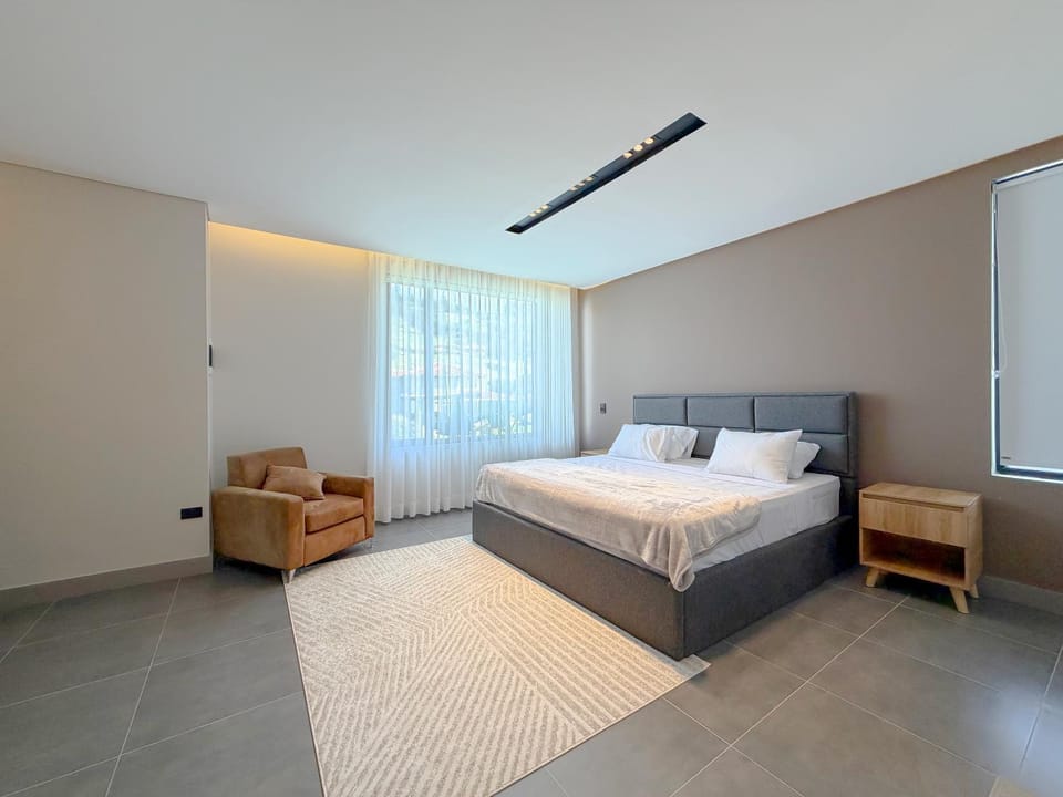 Bed, Photo of the whole room
