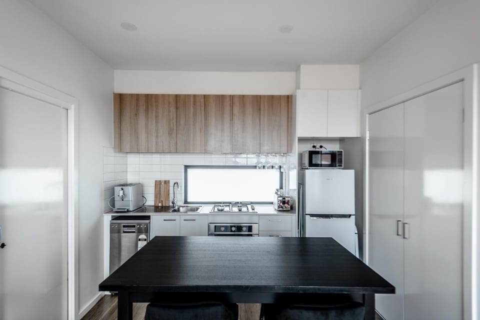 Kitchen or kitchenette, oven, stove