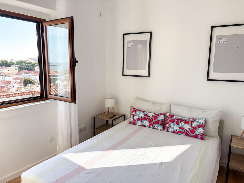 VT Guest House Hostel in Setúbal Municipality