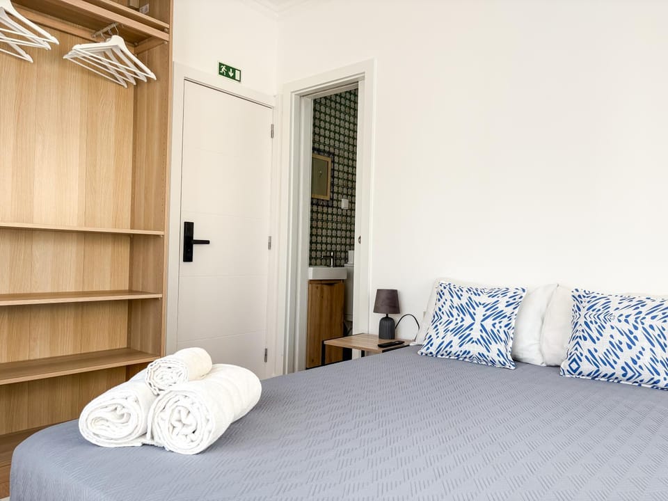 VT Guest House Hostel in Setúbal Municipality