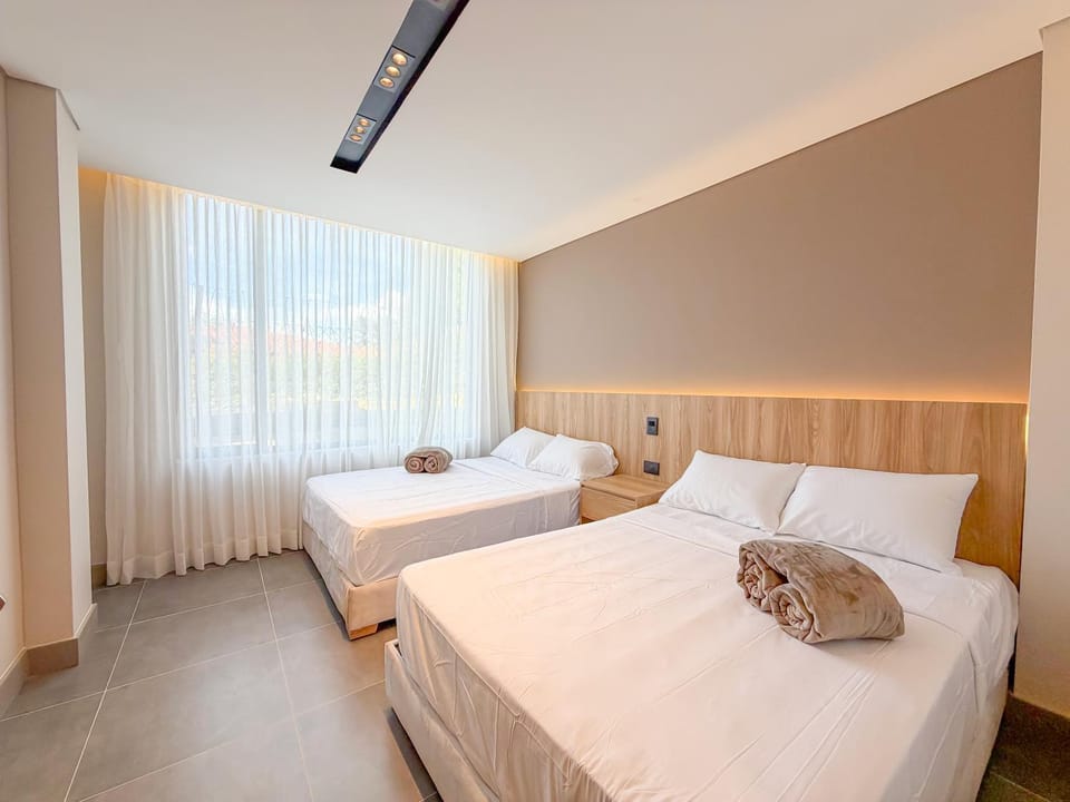Bed, Photo of the whole room, towels