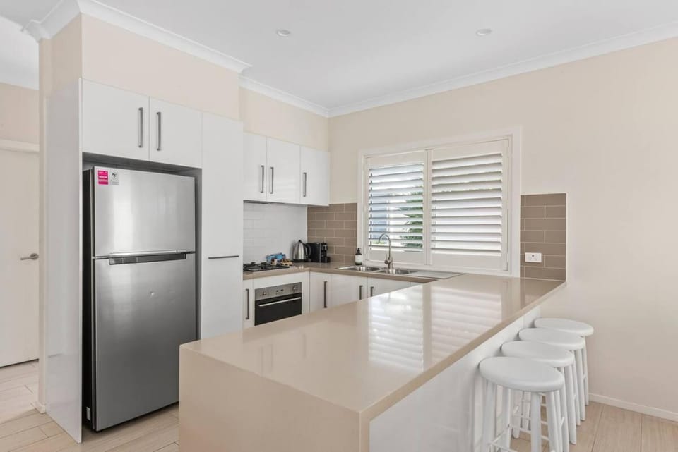 Sunny Townhouse Villa in Huskisson