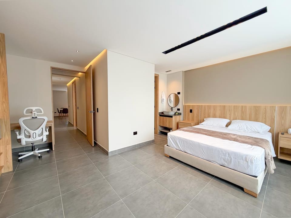 Bed, Photo of the whole room