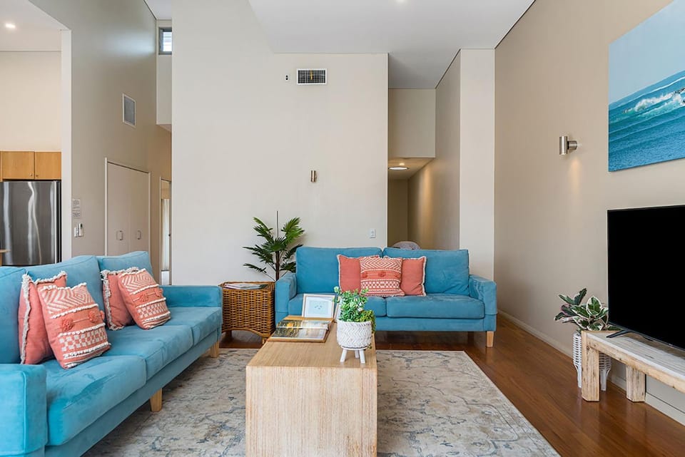 Pipi's On The Beach 3 - 2 Fletcher Street Apartment in Byron Bay