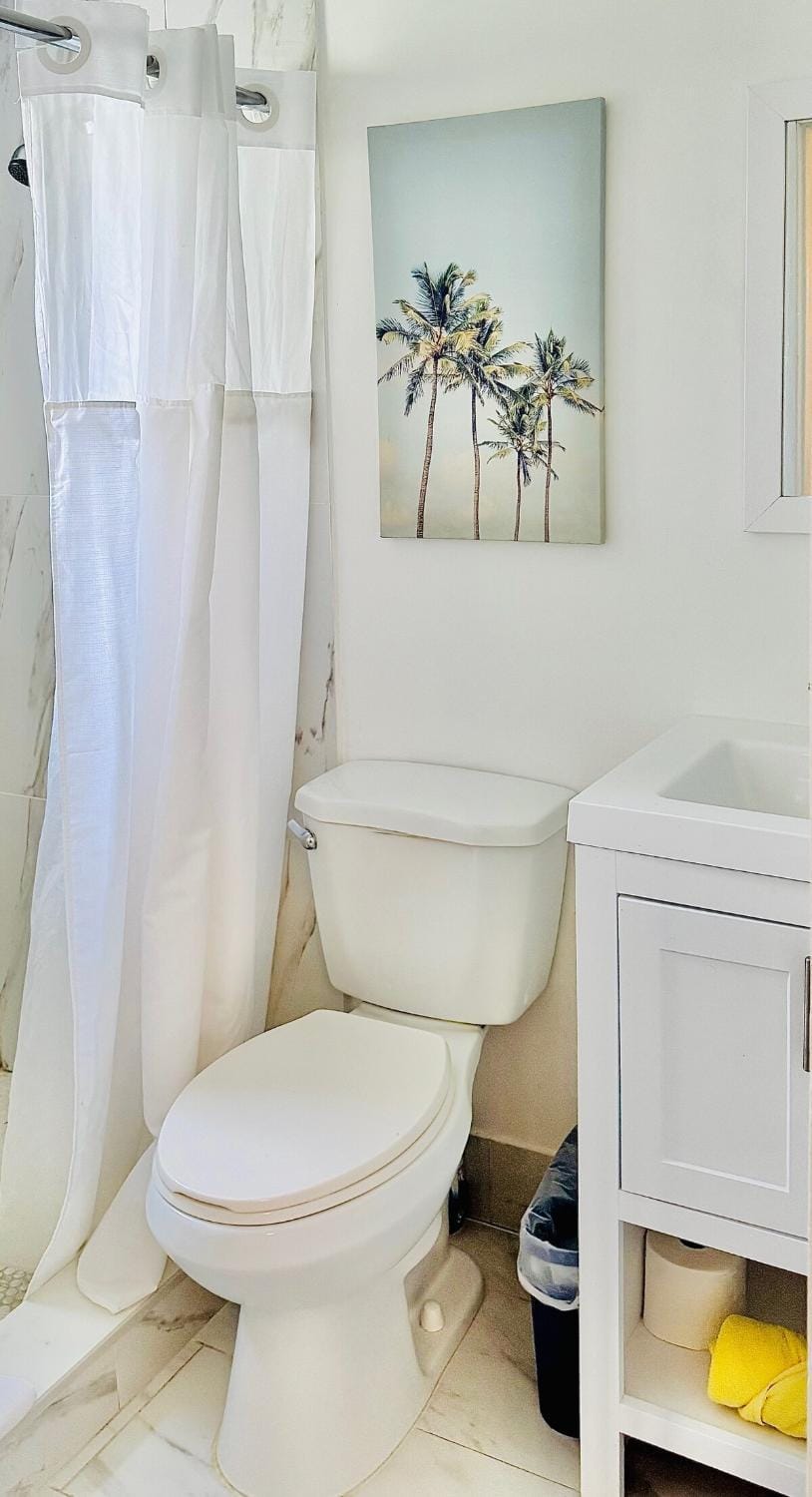 Quiet Miami Stay Perfect for Work, Relax, or party Apartment in Coral Gables