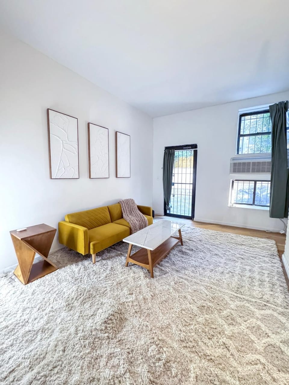 Residence Heritage Giant 3 Bedroom Apartment in Midtown