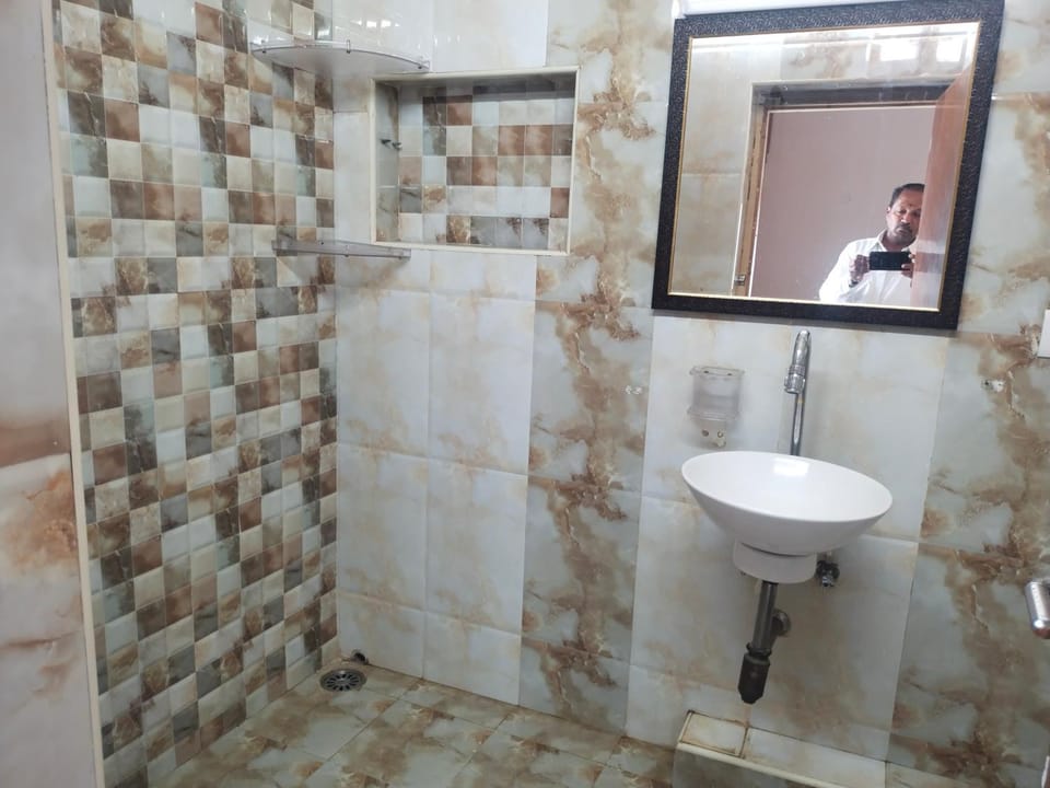 Good stay Nungambakkam Apartment in Chennai