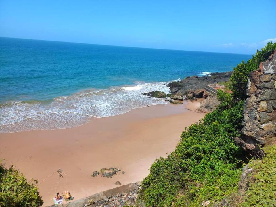 Fantástico Apartamento Vista Mar no Beach Class Ondina Salvador, pé na areia, com exclusivo acesso à praia Apartment in Salvador
