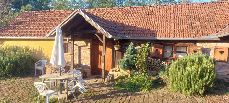 Farmica, Bed&Breakfast, Bazen izdvojen nekoliko minuta hoda Country House in Hungary