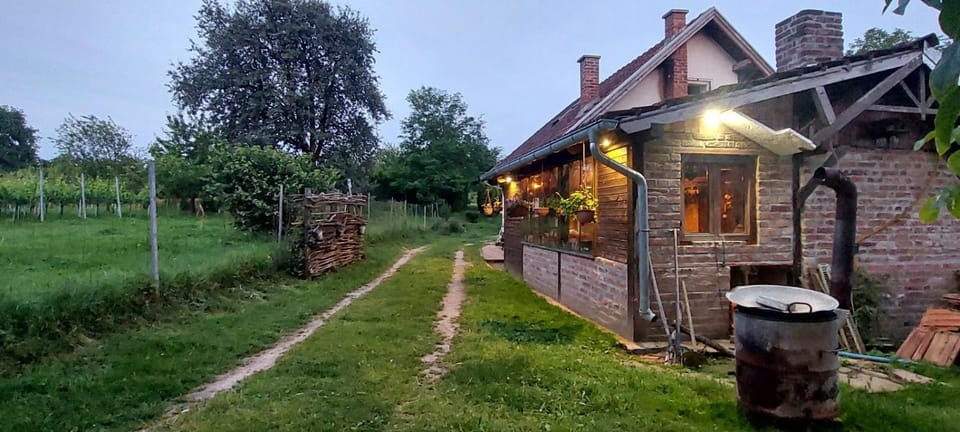 Farmica, Bed&Breakfast, Bazen izdvojen nekoliko minuta hoda Country House in Hungary