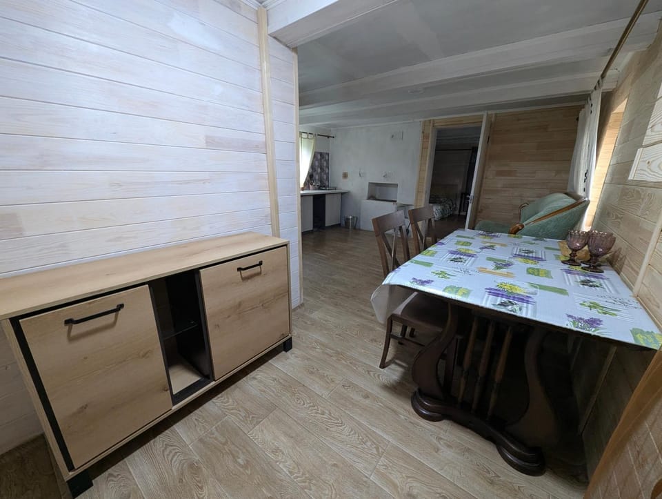 У Кліща Валери House in Ukraine