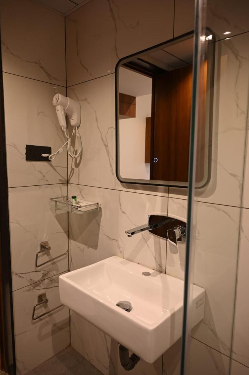 Good One Suites Near Manyata Tech Park Hotel in Bengaluru