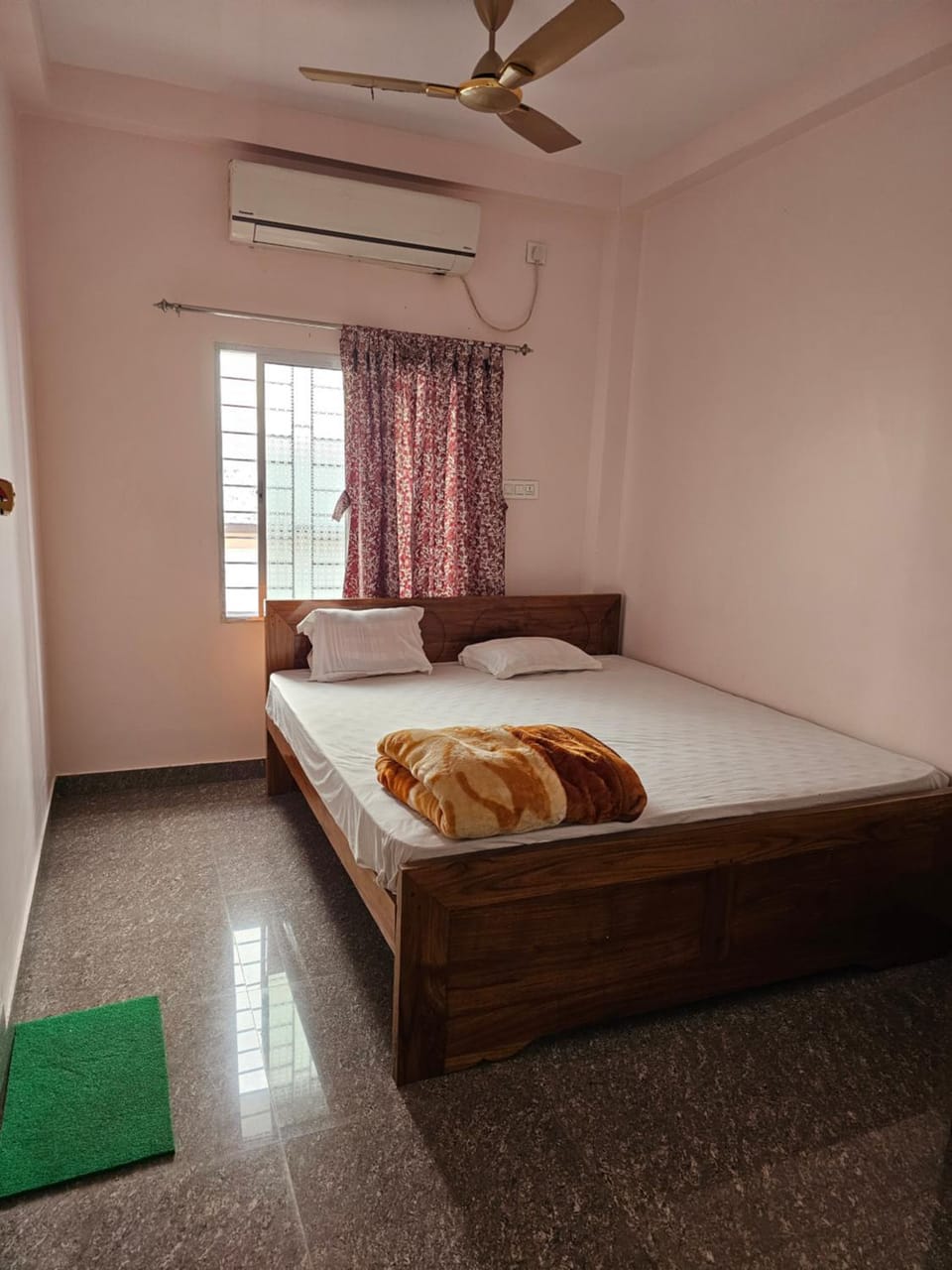 Hotel Seven Heaven Hotel in West Bengal