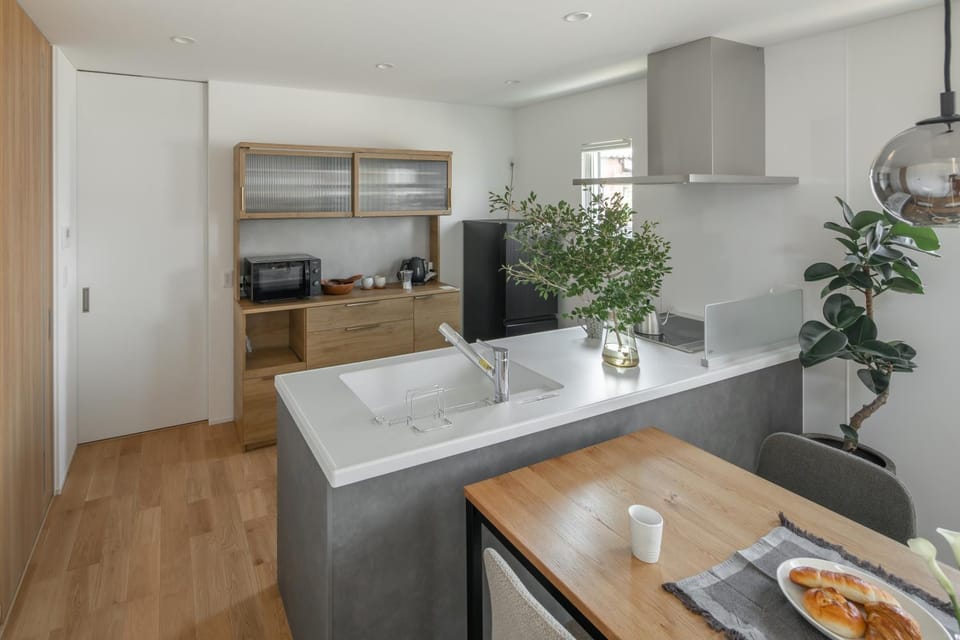 Kitchen or kitchenette