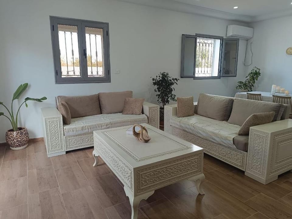 Family Friendly Villa and Studio with Swimming Pool Villa in Tunisia