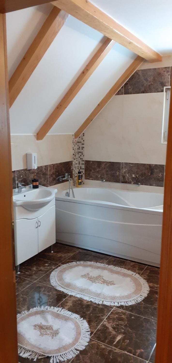 Bathroom, Bath