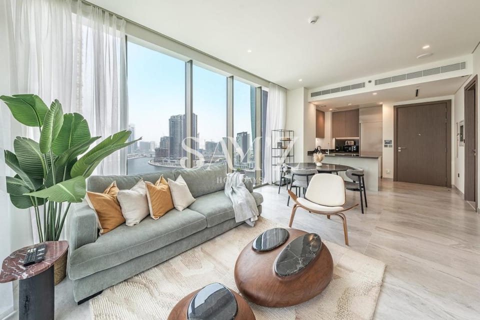 Sleek 1BR Gem - Unit 1709 - Peninsula Five Apartment in Dubai