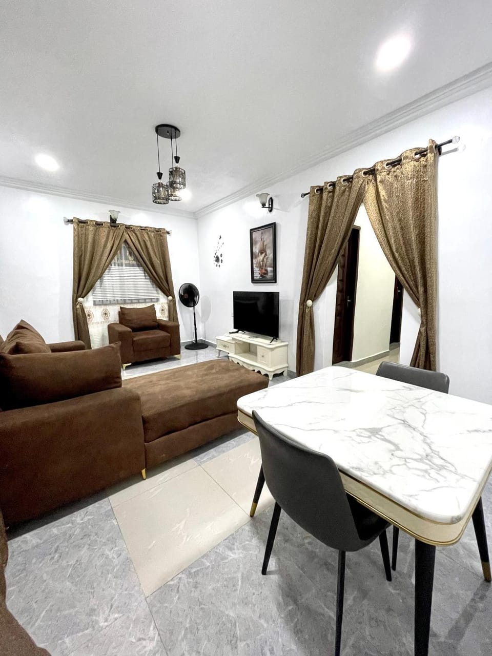 Living room, Dining area