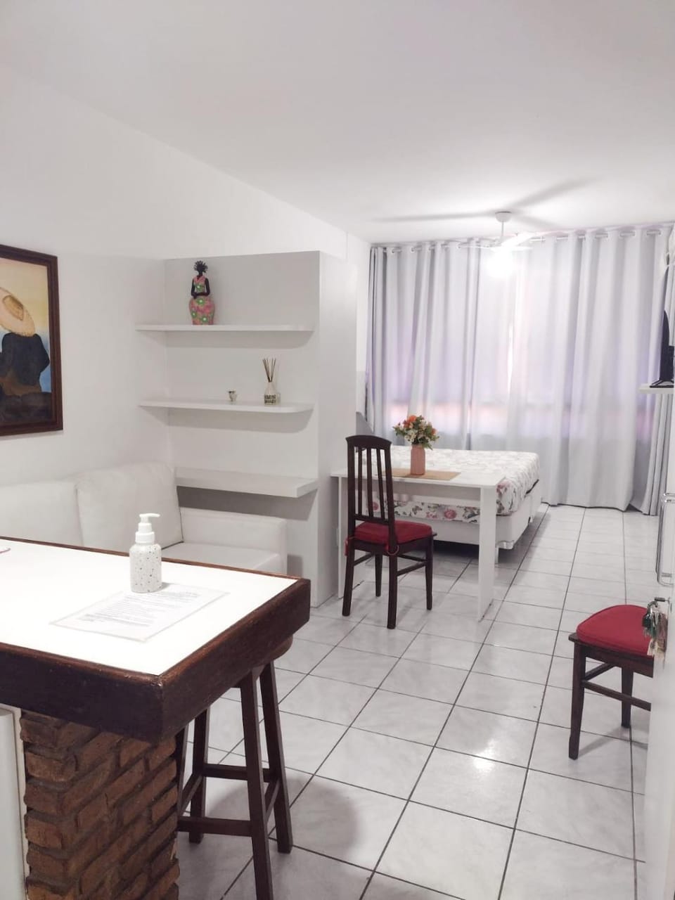 Photo of the whole room