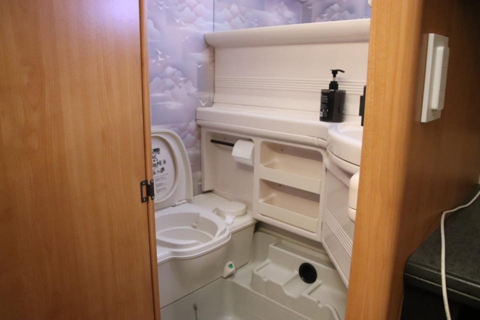 Full Service Caravan 3 Apartment in Zealand
