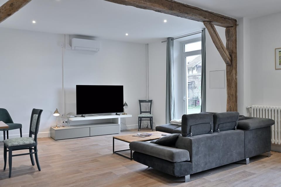 Property building, Living room