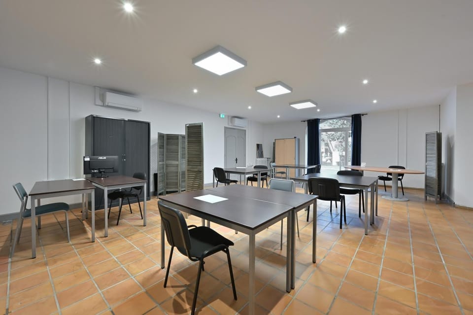 Property building, Living room