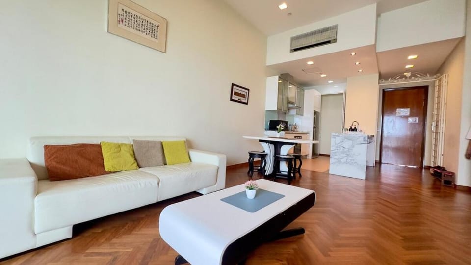 Straits Quay Seaview Apartment in Malaysia