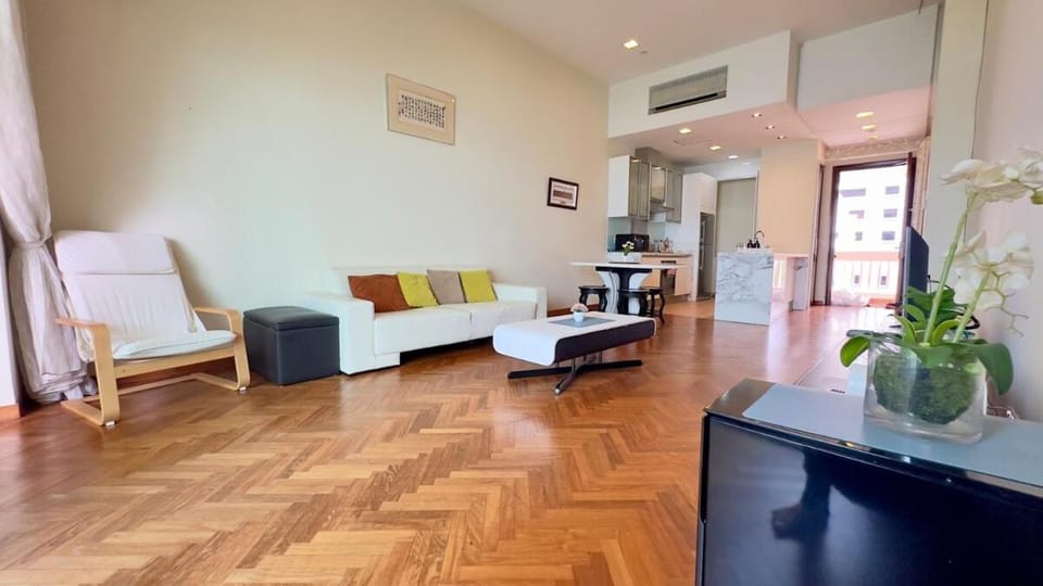 Straits Quay Seaview Apartment in Malaysia
