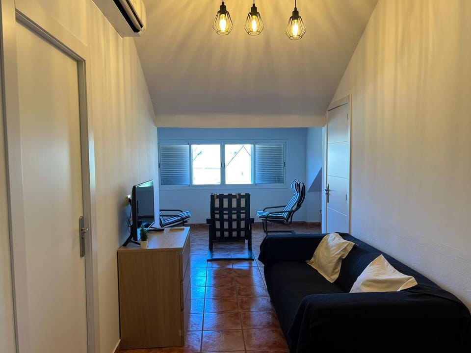 TV and multimedia, Living room, Bedroom