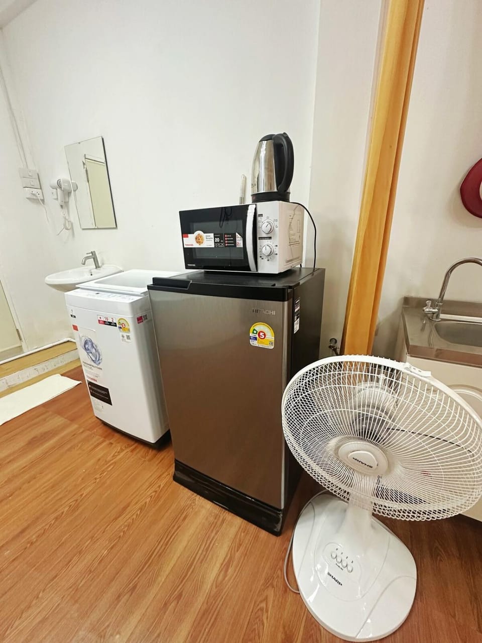 Spacious, just an 850m walk to MRT Rama 9 station Apartment in Bangkok