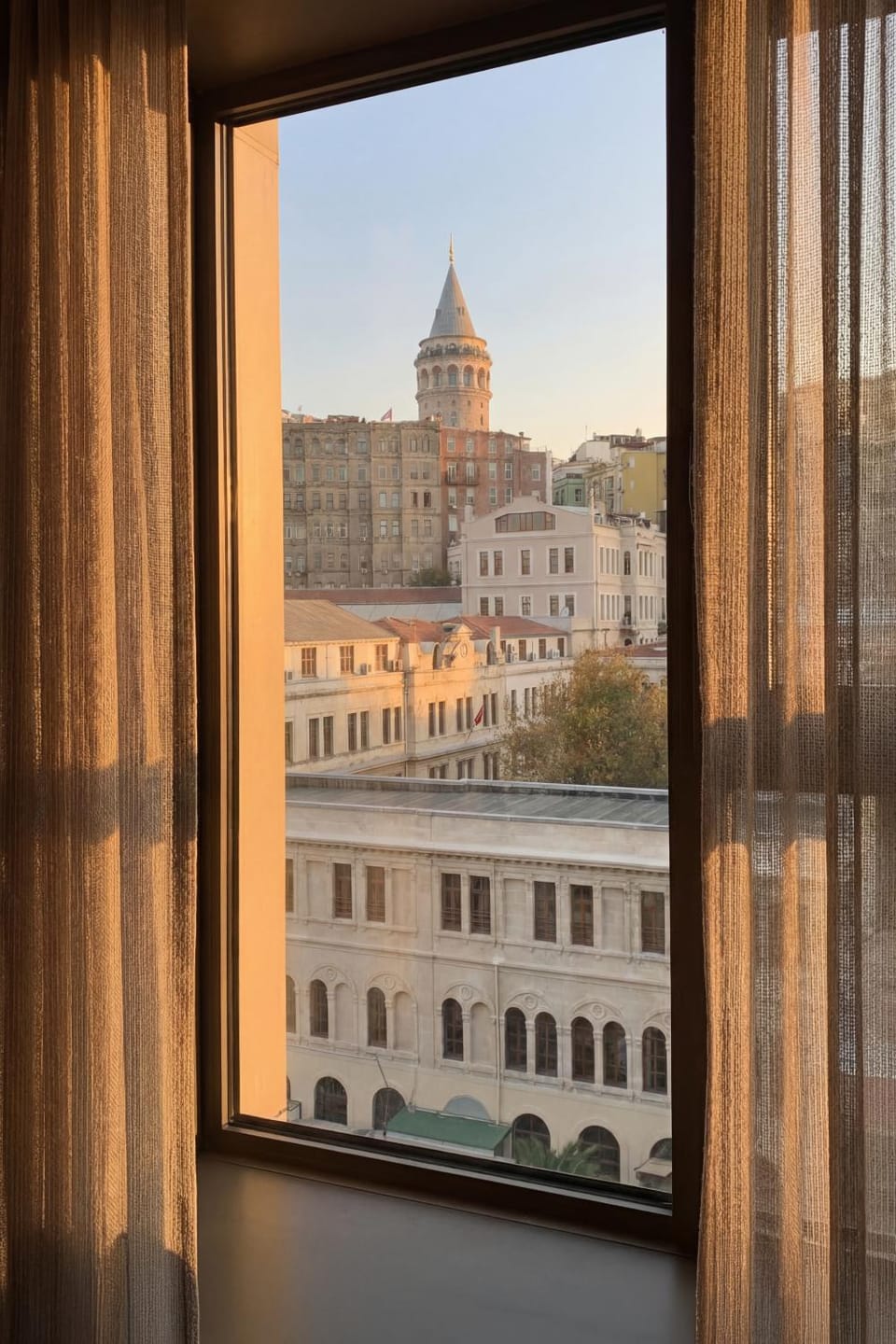 View (from property/room), Landmark view, Street view