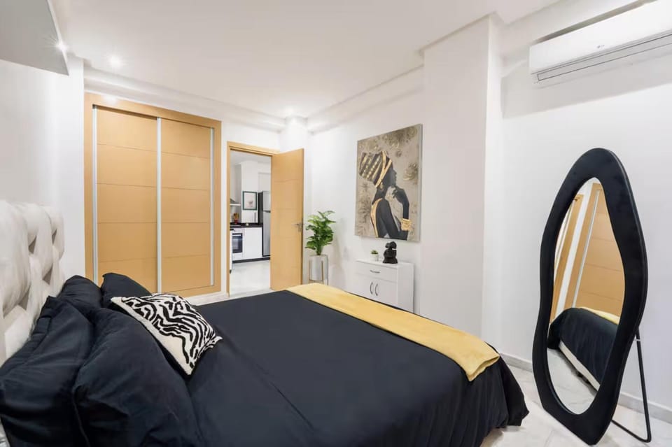 Terrace & Fast Wi-Fi - Stylish city center flat - Gueliz Apartment in Marrakesh