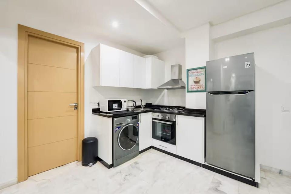 Terrace & Fast Wi-Fi - Stylish city center flat - Gueliz Apartment in Marrakesh
