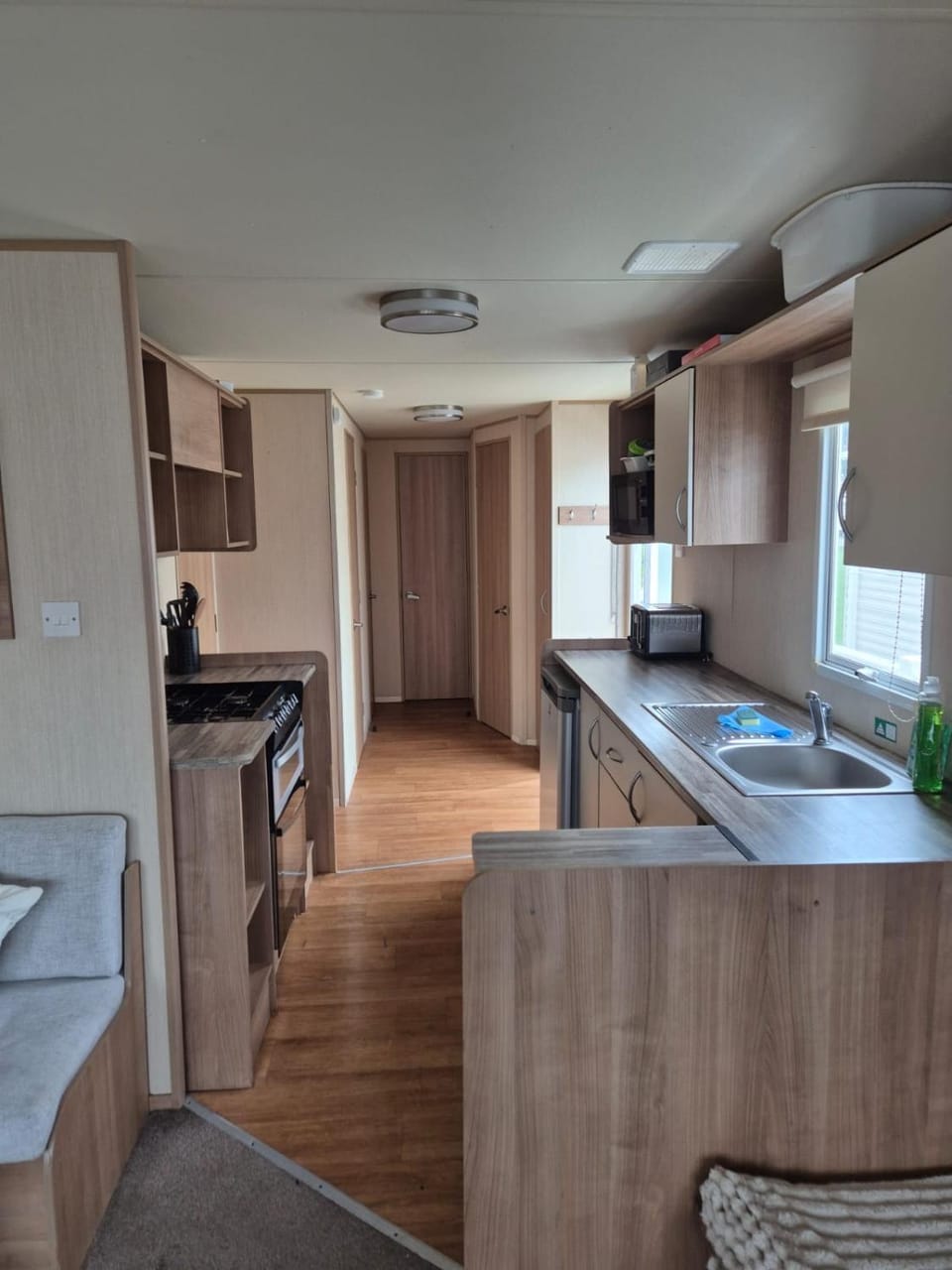 Caravan by the Sea 641 House in Towyn