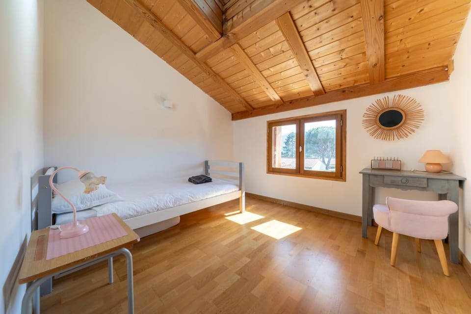 Maison 5 chambres à Dieulefit Villa in Dieulefit