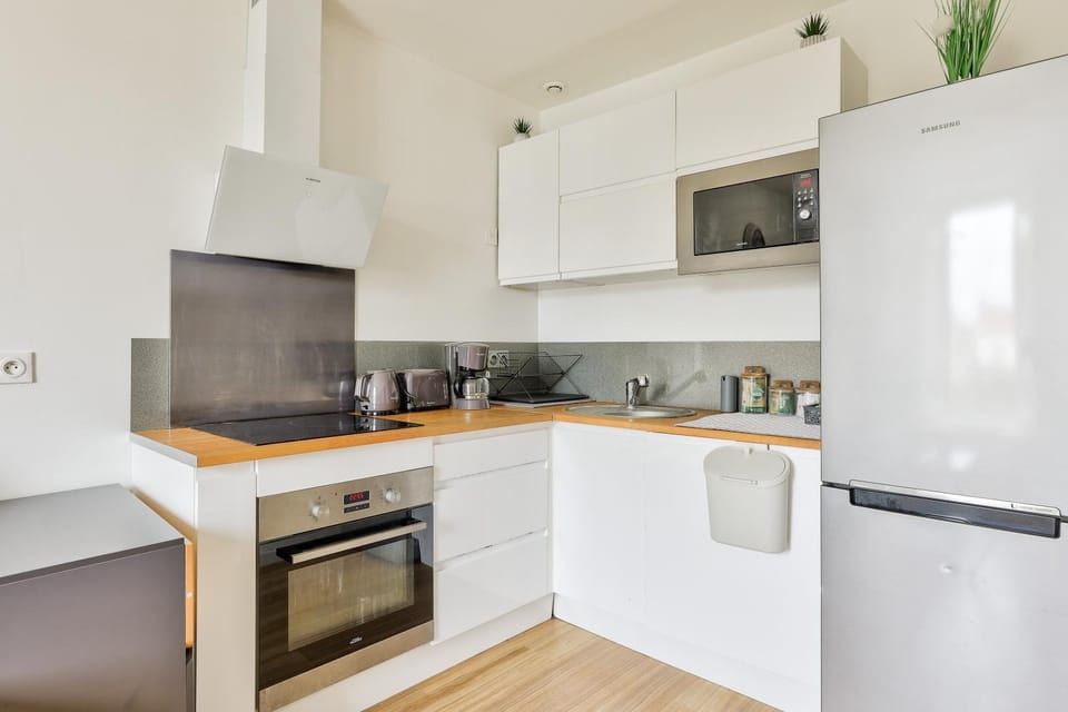 Kitchen or kitchenette, stove