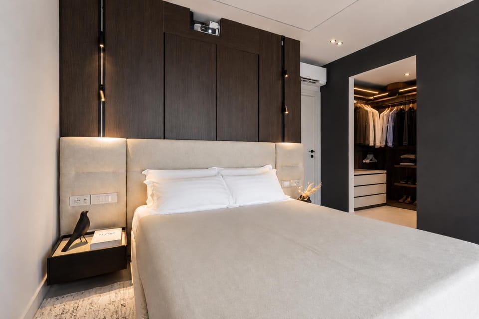 Bed, Photo of the whole room, Bedroom, wardrobe