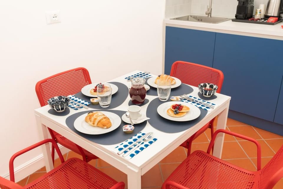 Palazzo Castriota Scanderbeg Apartment - City Center Apartment Apartment in Naples