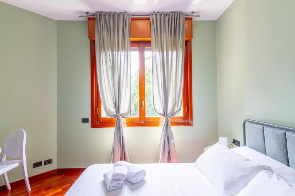 Metro e design studio Apartment in Milan