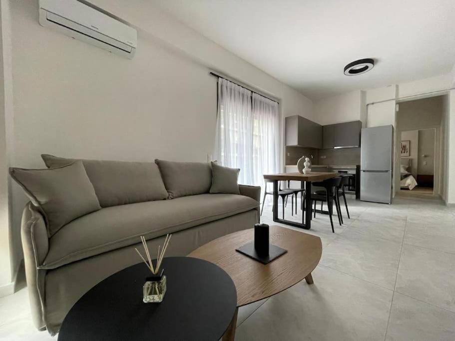 Cityscape Brand New Flat Apartment in Athens