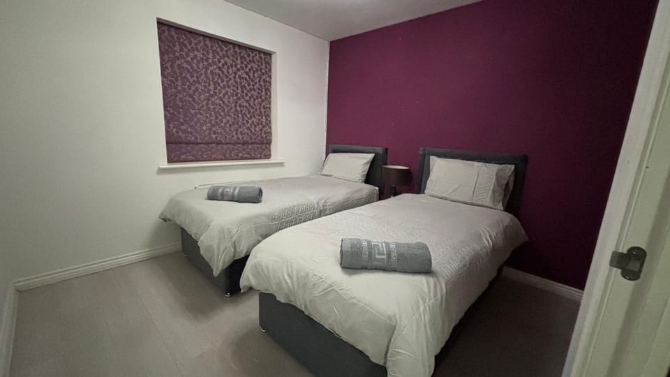 Holiday retreat next to nature House in Corby