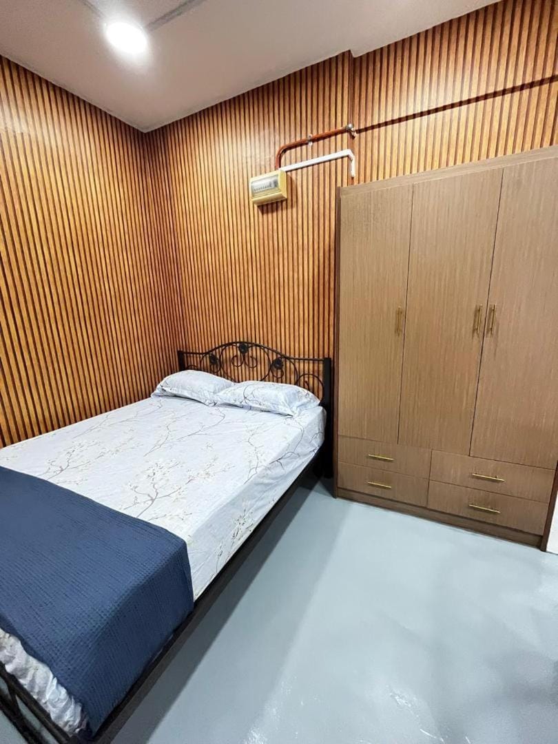 Bed, wardrobe