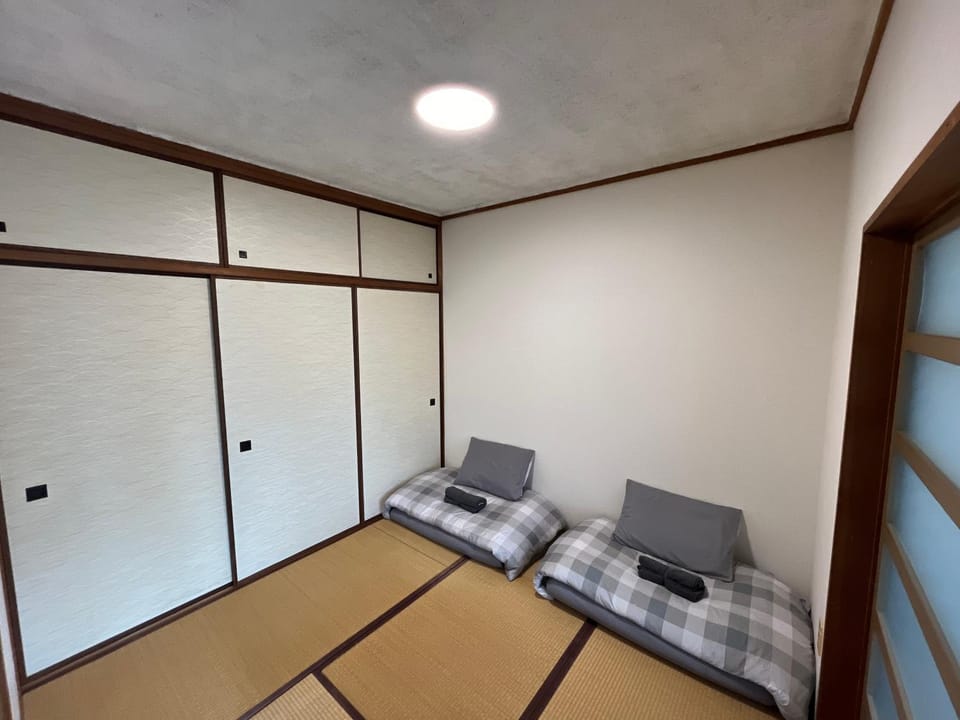 伊勢ヒルトップ アパートメント Apartment in Tokyo Prefecture