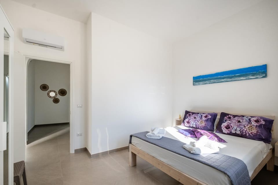 Property building, Living room, Bedroom