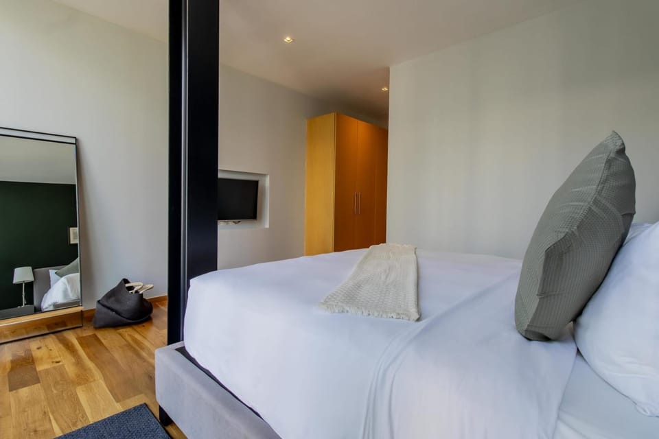 Capitalia Stylish Hideaway Apartment in Mexico City