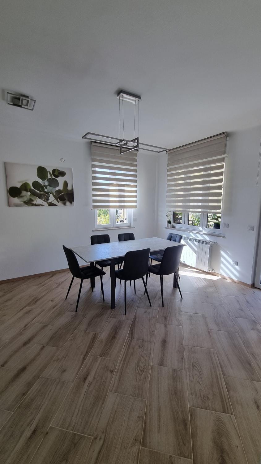 Sunny CentralApartment -3 bedrooms ,Private Parking Apartment in Friuli-Venezia Giulia