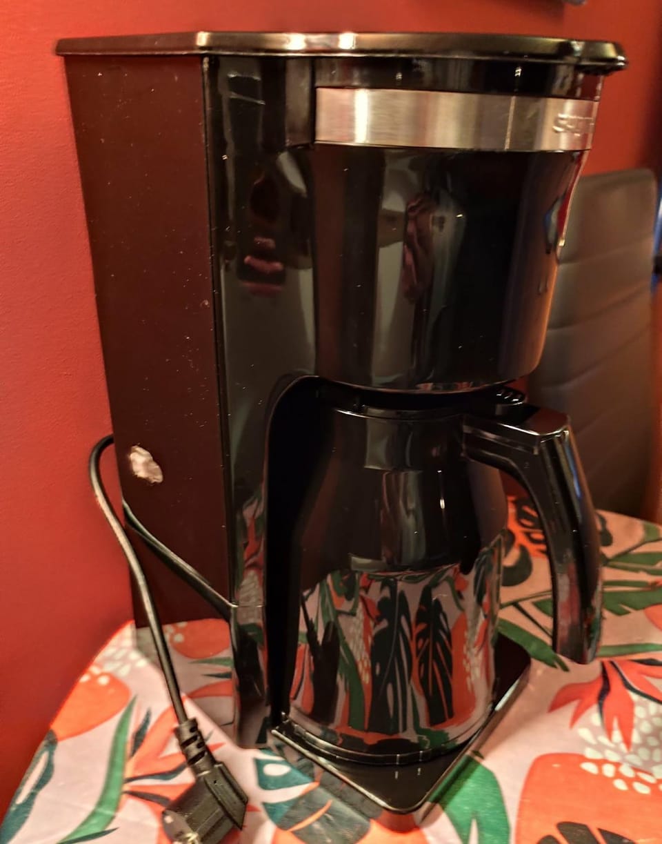 Coffee/tea facilities, Kitchen or kitchenette