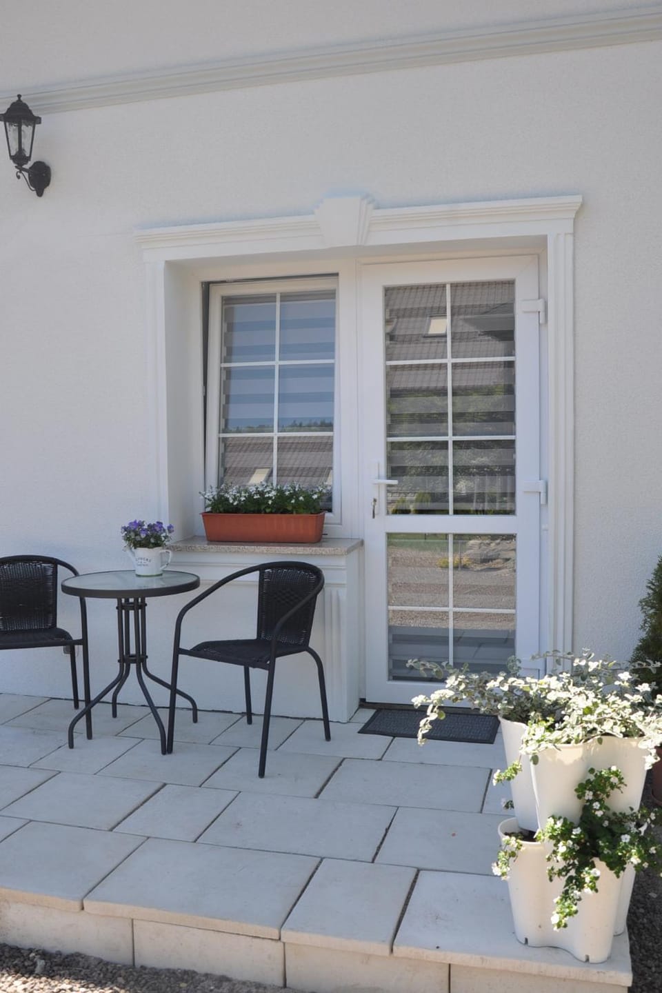 Facade/entrance, Balcony/Terrace