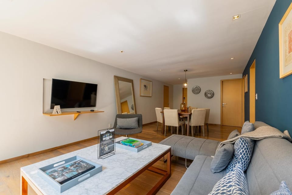 Capitalia Chic 1BR w High-Speed Apartment in Mexico City