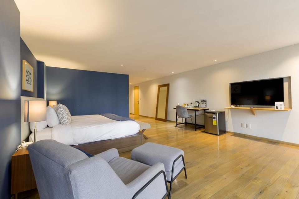 Capitalia Refined Design in an Ideal Location Apartment in Mexico City